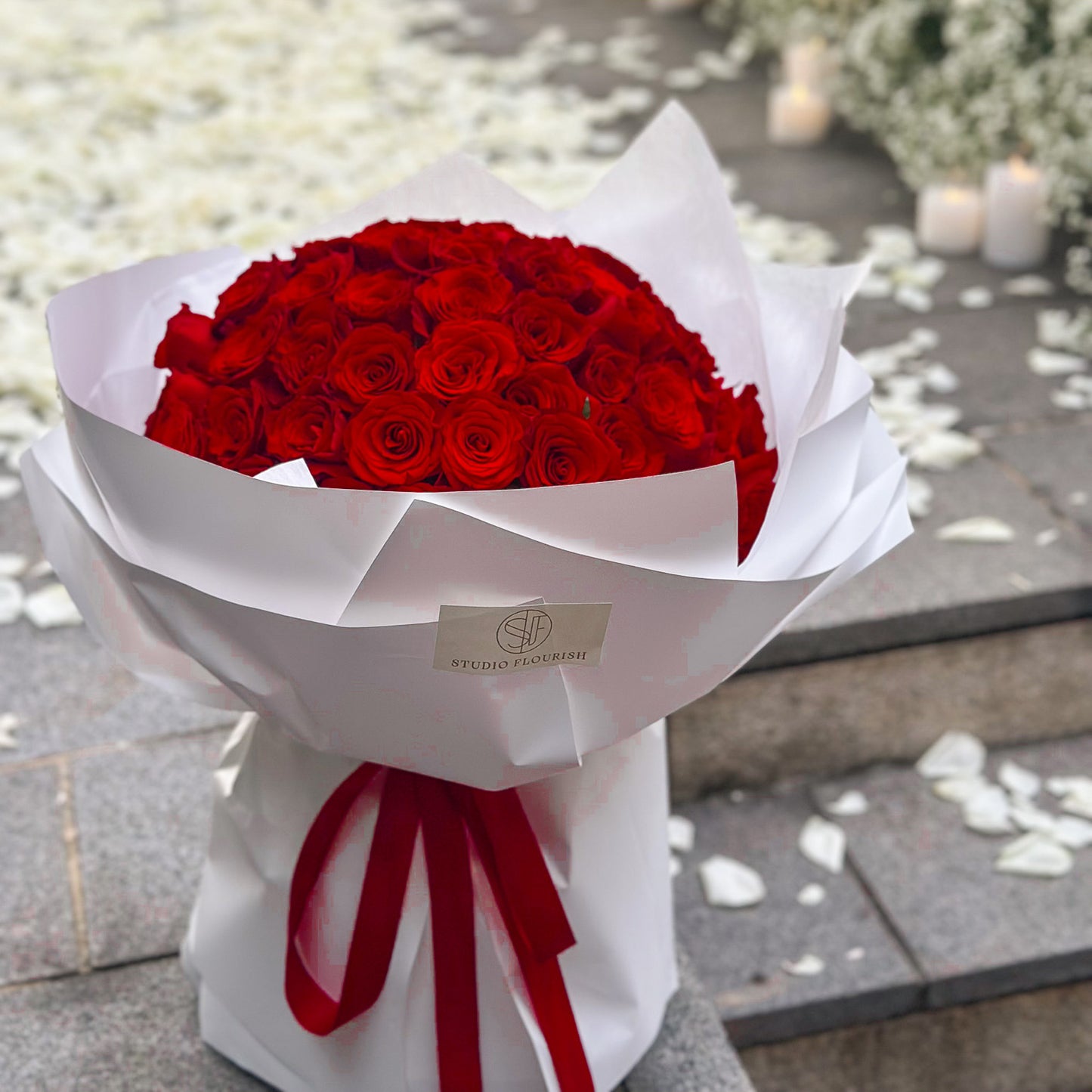 Heart's Promise - 12/ 24/ 50/ 99 Roses Bouquet