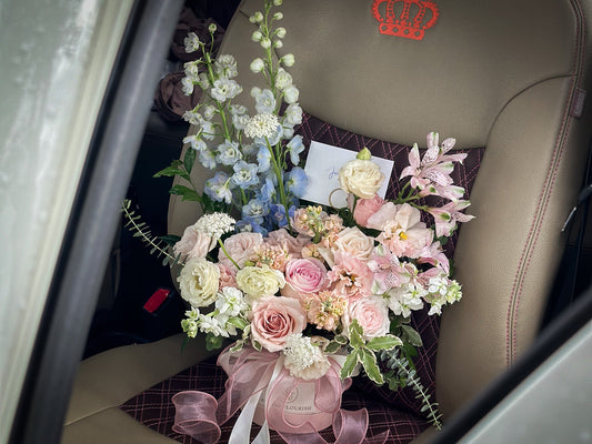 Beyond Red Roses: Unique Valentine’s Day Flower Delivery in Singapore for the Woman Who Is One of a Kind